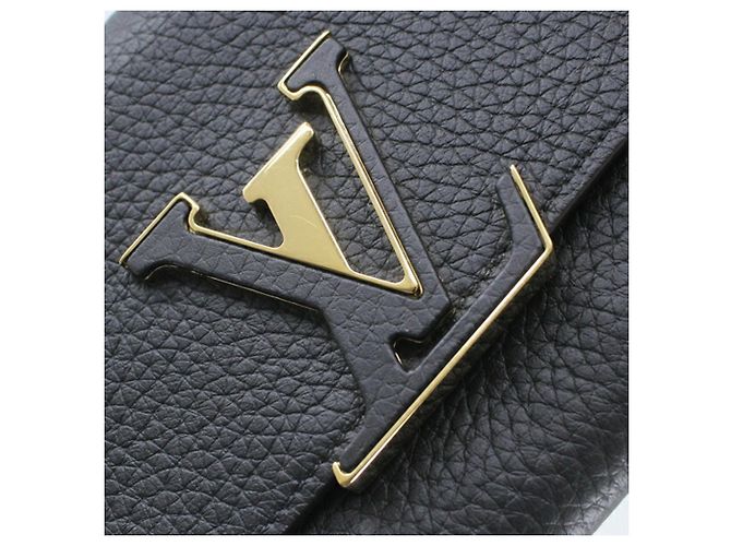 Capucines Louis Vuitton Black Taurillon Leather Bi-fold Long Wallet - view 6