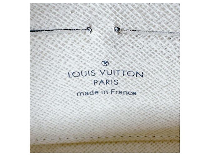 Louis Vuitton Zippy Wallet in Damier Azur Canvas - view 18