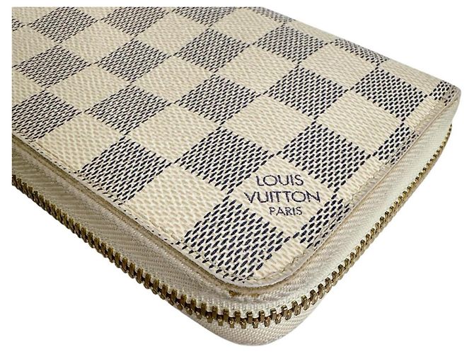 Louis Vuitton Zippy Wallet in Damier Azur Canvas - view 7
