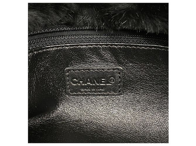 Bolsa de ombro de pele Chanel preta - vista 5