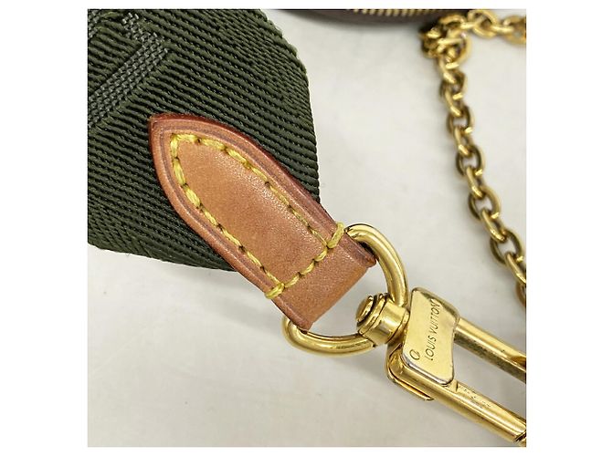 Louis Vuitton Monogram Multipochette Accessoires Shoulder Bag - view 11