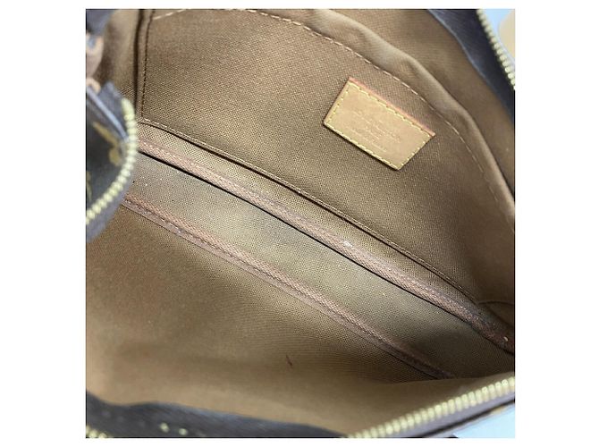 Louis Vuitton Monogram Multipochette Accessoires Shoulder Bag - view 4