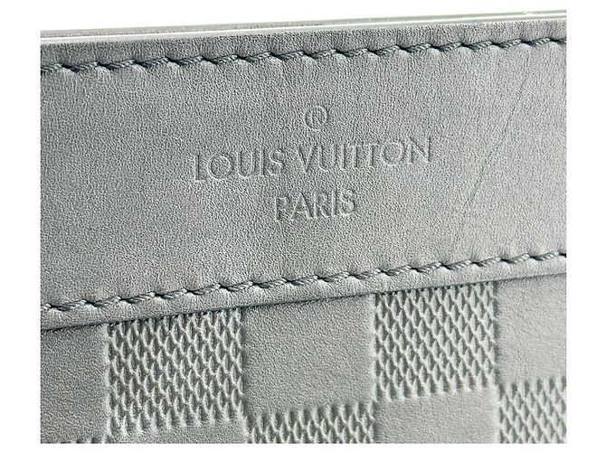 Louis Vuitton Standing Damier Infini Leather - vista 7
