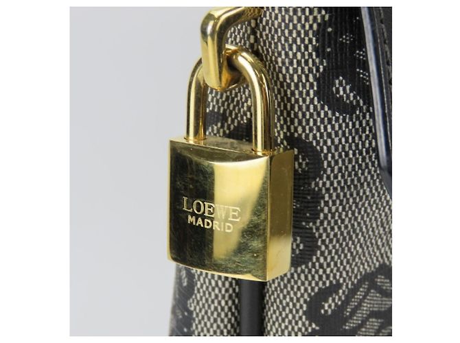 Loewe Anagram Tote Bag - view 10