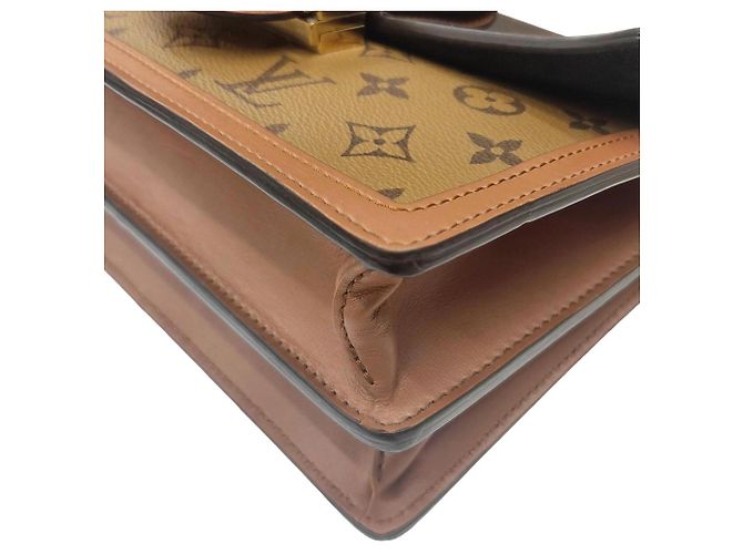 Borsa a tracolla Louis Vuitton Dauphine MM - vista 7