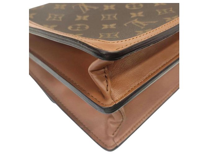 Borsa a tracolla Louis Vuitton Dauphine MM - vista 8