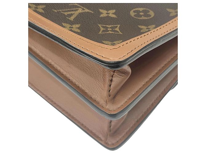 Borsa a tracolla Louis Vuitton Dauphine MM - vista 9
