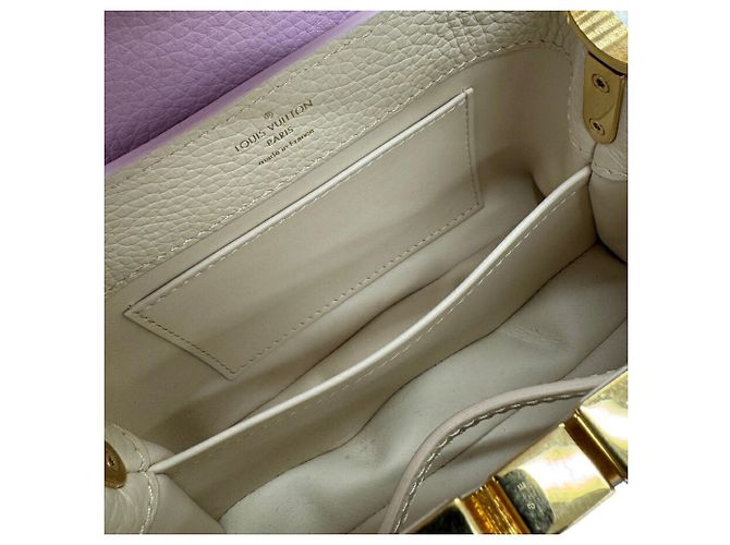 Bolsa de Ombro Mini Capucines Louis Vuitton - vista 12