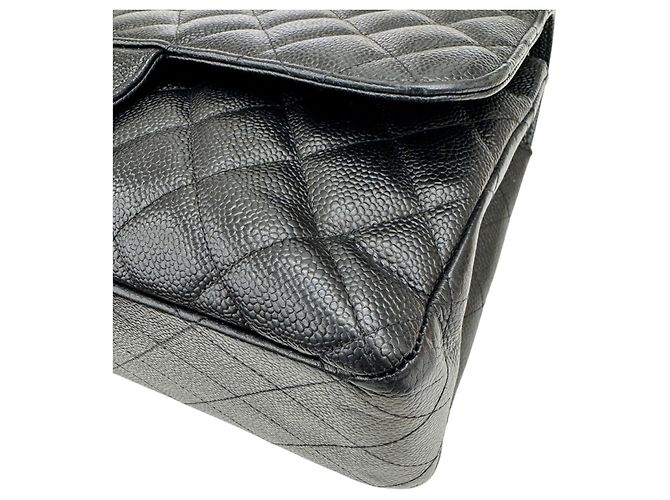 Timeless Chanel A58600 Large Matelassé Double Flap Schultertasche - Ansicht 7