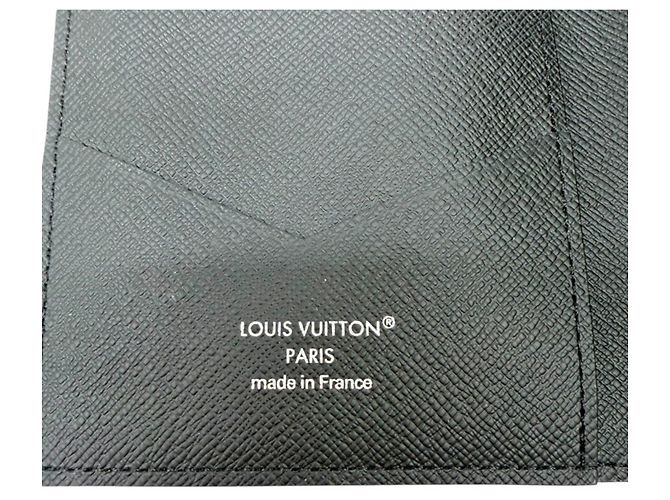 Capa de Passaporte Louis Vuitton Monogram Eclipse - vista 10