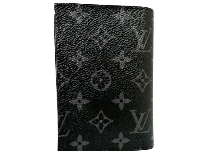 Capa de Passaporte Louis Vuitton Monogram Eclipse - vista 2