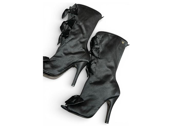 Botines Chanel 09P Raso Negro Lazos CC EU 38 - vista 2