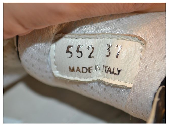 Baskets Prada en toile imprimée noir et blanc - vue 7