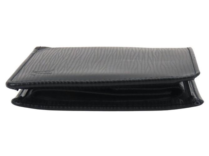 Louis Vuitton Epi Leather Bi-Fold Wallet - view 10