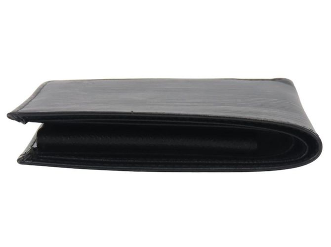 Louis Vuitton Epi Leather Bi-Fold Wallet - view 11