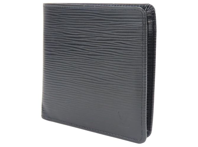 Louis Vuitton Epi Leather Bi-Fold Wallet - view 3