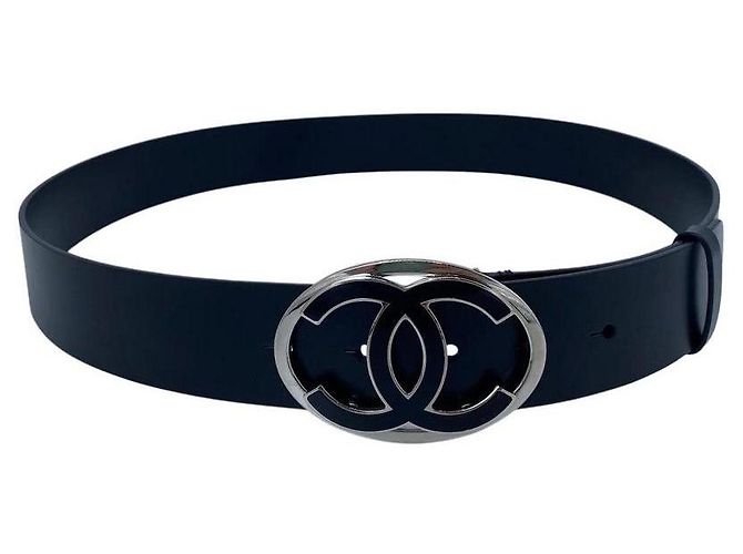 Chanel Oval CC Leather Belt in Black and Silver - view 2