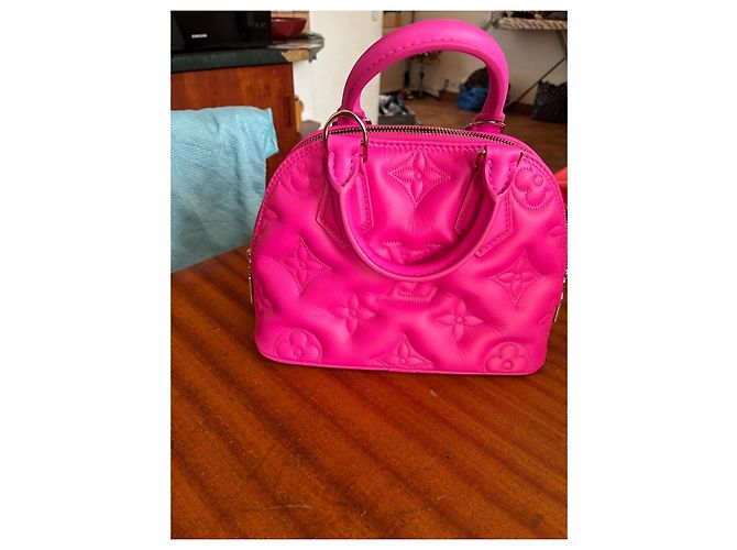 Louis Vuitton Borsa Alma Bubblegram Pelle Rosa - vista 3