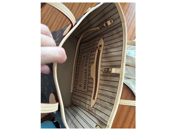Louis Vuitton Sac Cabas Neverfull PM Monogram - vue 4