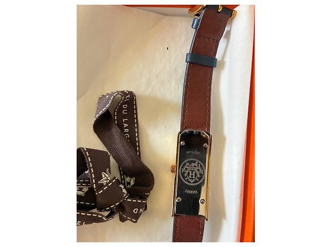 Hermès Cape Cod Goldene Uhr mit blauem Lederarmband - Ansicht 5