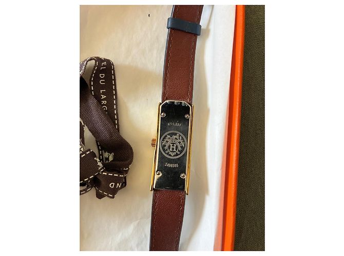 Hermès Cape Cod Goldene Uhr mit blauem Lederarmband - Ansicht 6