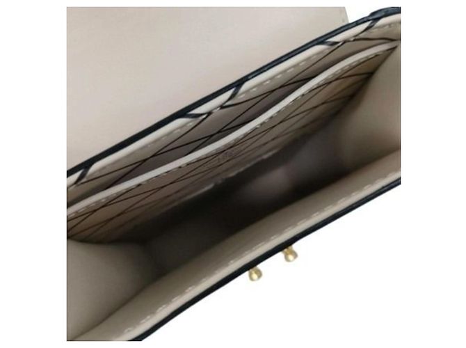 Borsa a tracolla Louis Vuitton Epi Trunk Vertical - vista 7