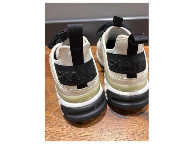 Zapatillas Chanel CC Logo de piel y ante - vista 7