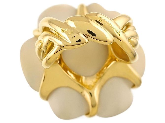Anillo Chanel Camellia 1 en Oro Amarillo 18K - vista 4