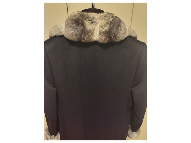 Cappotto Brioni in lana nera con collo in pelliccia - vista 6