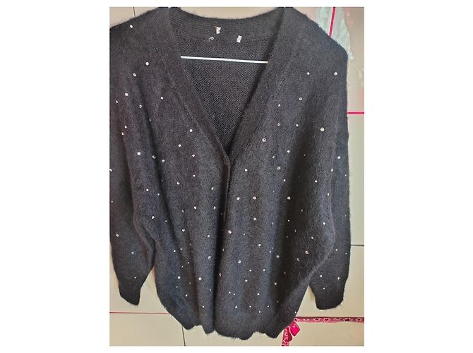 Miu Miu Cardigan aus Wollmischung in Schwarz mit Strasssteinen - Ansicht 4