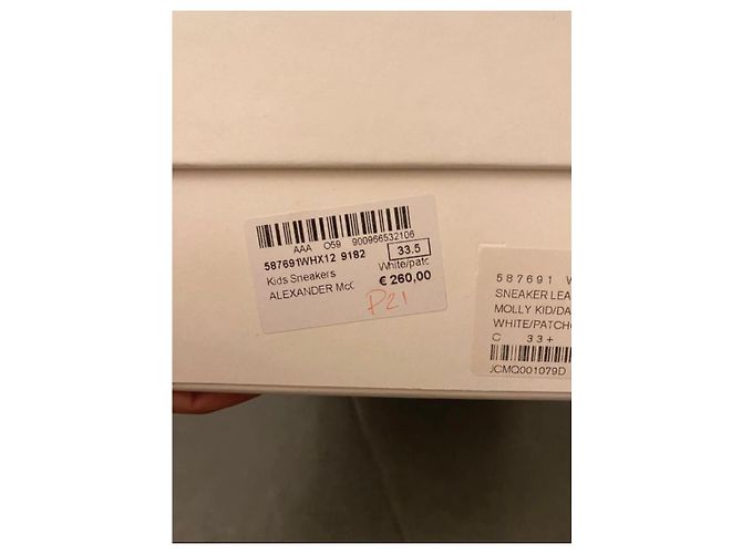 Sneakers Alexander McQueen in Pelle Bianca e Rosa - vista 3