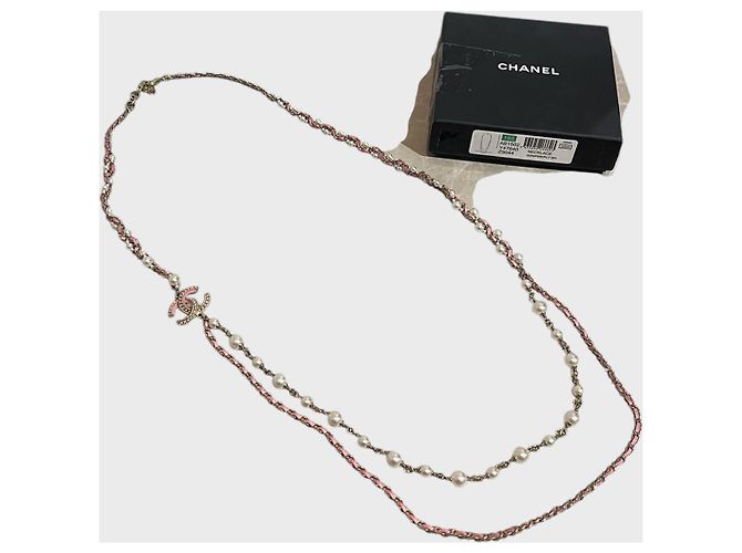 Collana lunga Chanel metallo dorato perle bianche e pelle rosa - vista 4