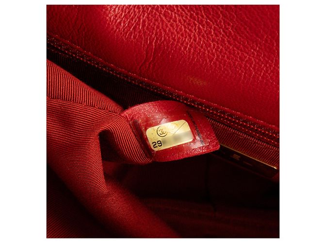 CHANEL - Borsa a tracolla Chanel 19 in pelle liscia rossa - vista 8