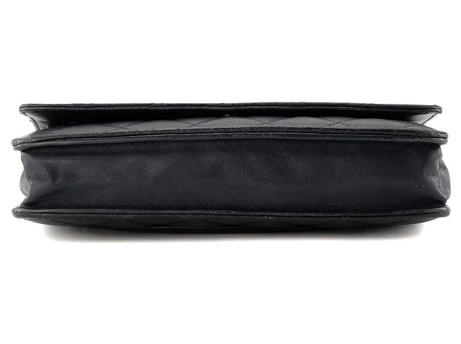 CHANEL - Classic/Timeless Chanel Wallet On Chain Schultertasche aus glattem dunkelblauem Leder - Ansicht 4