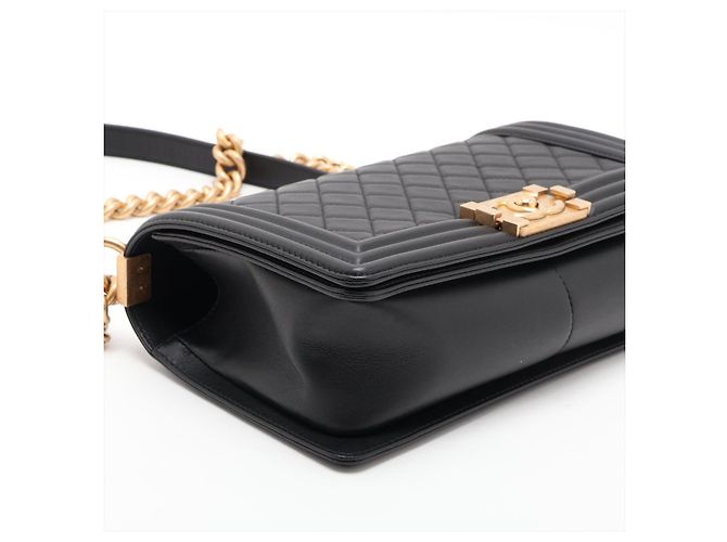 Chanel Borsa a spalla Boy Medium in pelle di vitello trapuntata con doppia cucitura Nero - vista 4