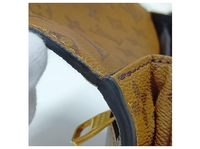 Louis Vuitton Pochette Metis Canvas Flap Crossbody Monogram Reverse - vista 11