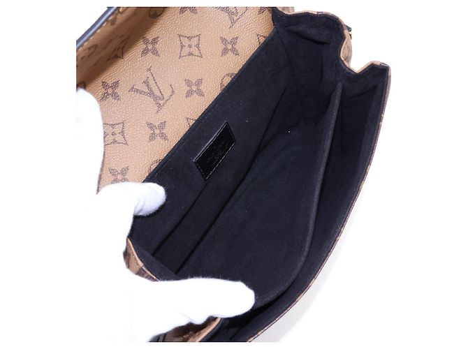 Louis Vuitton Pochette Metis Canvas Flap Crossbody Monogram Reverse - vista 9