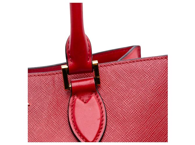 Bolsa Satchel Prada Lux em Saffiano vermelha com acabamento em couro de bezerro macio - vista 8