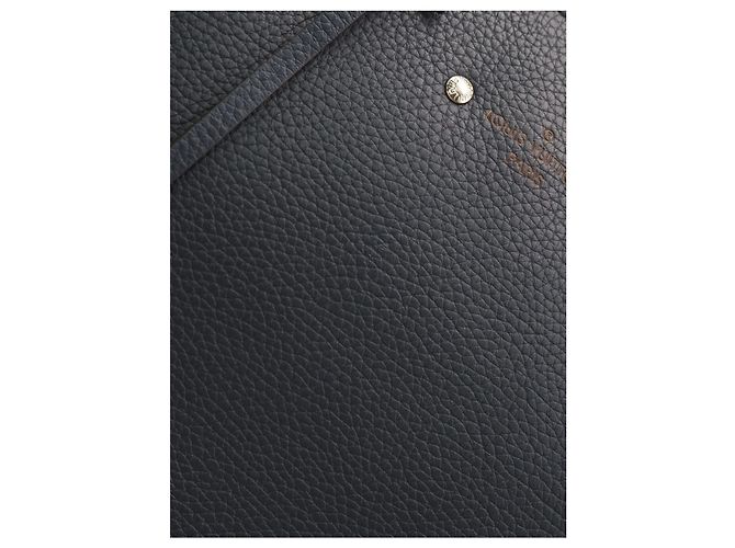 Sac business Louis Vuitton Armand Briefcase en cuir Taurillon noir - vue 10