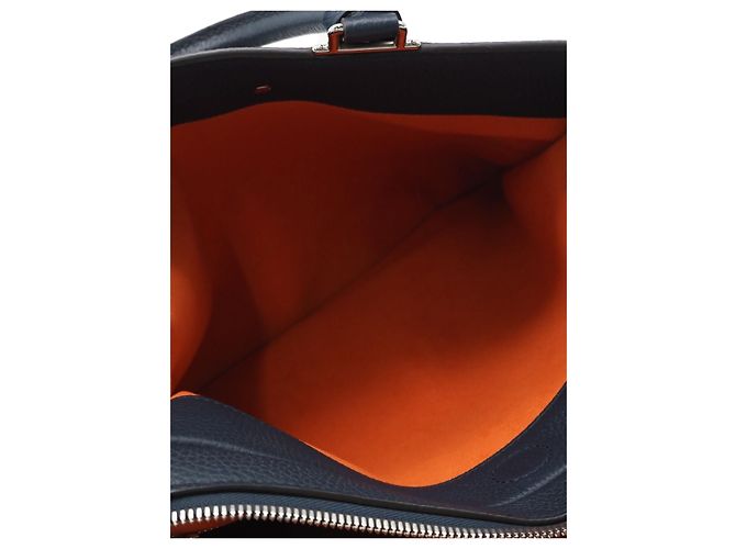 Sac business Louis Vuitton Armand Briefcase en cuir Taurillon noir - vue 8