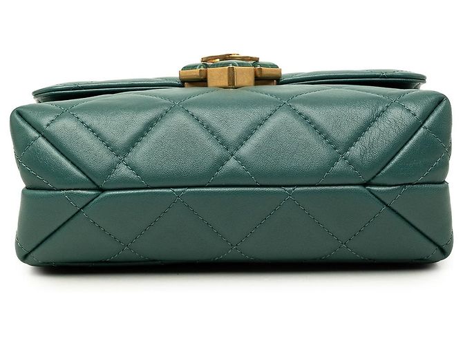 Borsa a tracolla Chanel Mini Lambskin Diamond Lock verde - vista 3