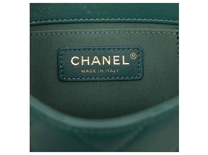 Borsa a tracolla Chanel Mini Lambskin Diamond Lock verde - vista 5