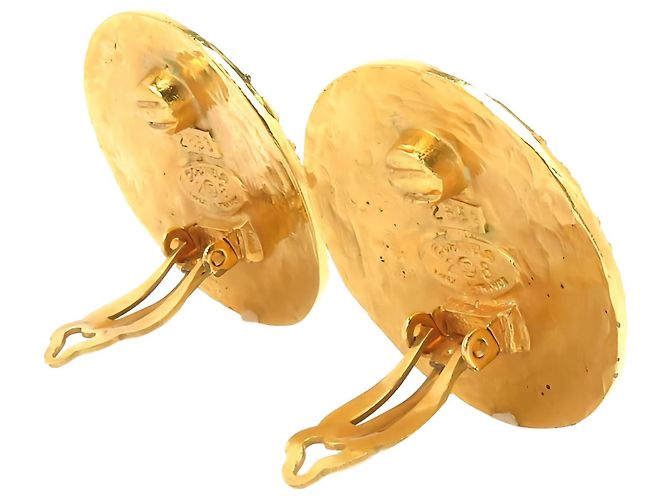 Orecchini a clip rotondi Chanel CC placcati in oro - vista 2
