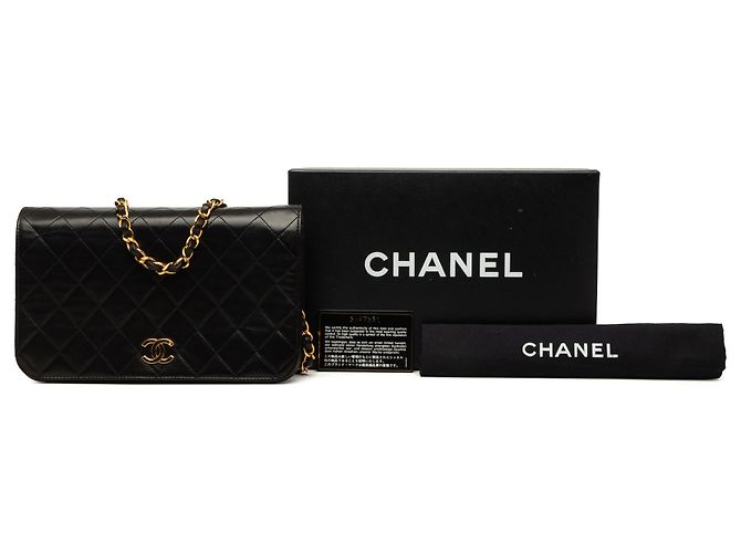 Bolsa Tiracolo Chanel Medium CC Quilted Lambskin Full Flap Preta - vista 7