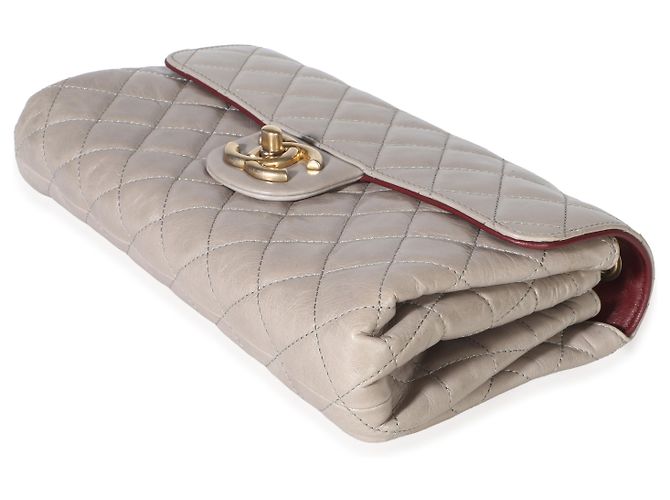 Gabrielle Bolso Medium Accordion Chanel de piel de becerro acolchada gris efecto arrugado - vista 6
