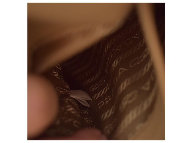 Prada Symbole Mini Tote in tessuto ricamato e pelle Saffiano - vista 16