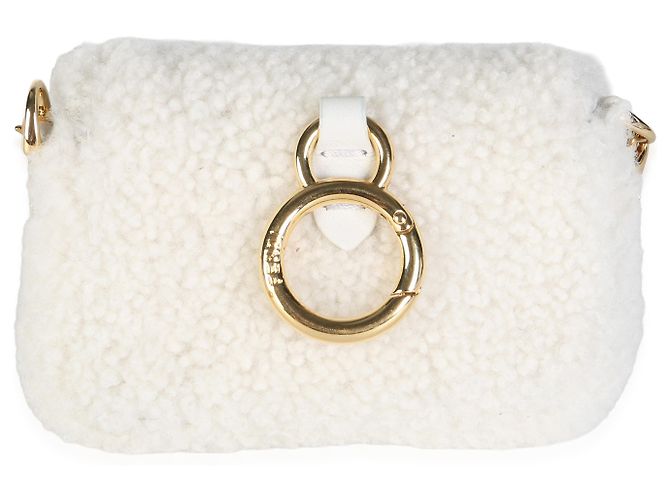 Fendi Charm Baguette Nano Maxi Buckle in shearling crema - vista 2