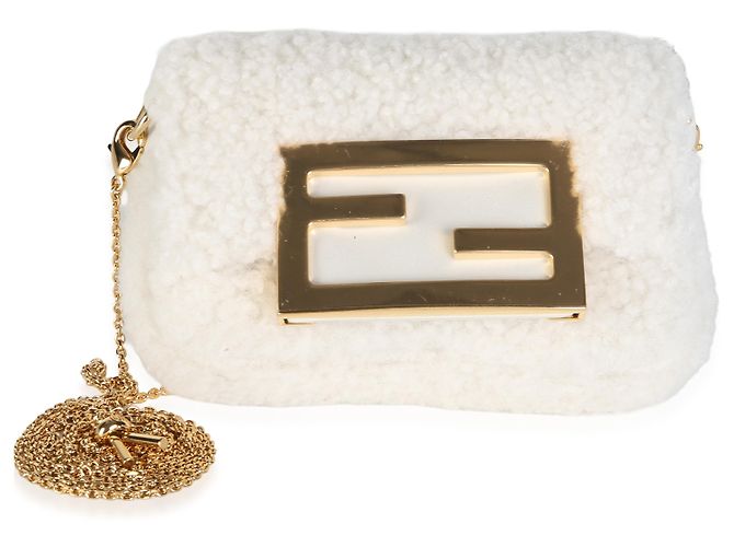 Fendi Charm Baguette Nano Maxi Buckle in shearling crema - vista 7