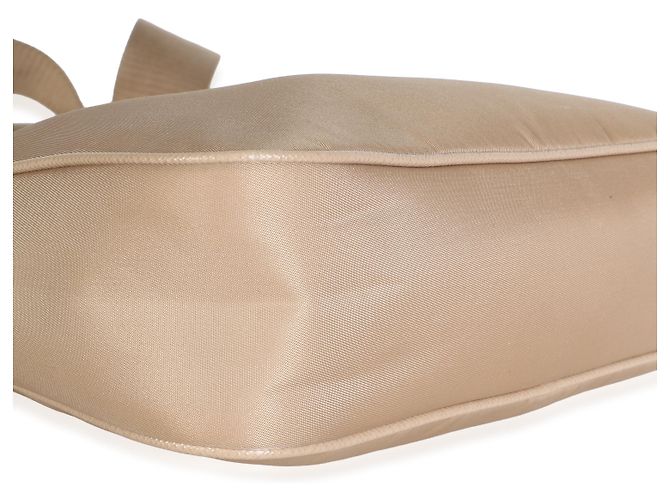 Bolso de hombro Prada Re-Edition 2005 en Re-Nylon Camel - vista 7