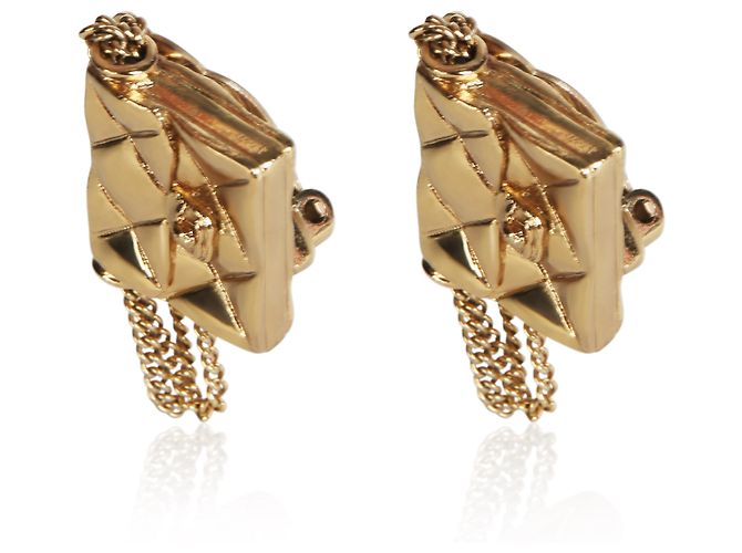 Gabrielle Pendientes Chanel 2002 Flap Bag chapados en oro - vista 3